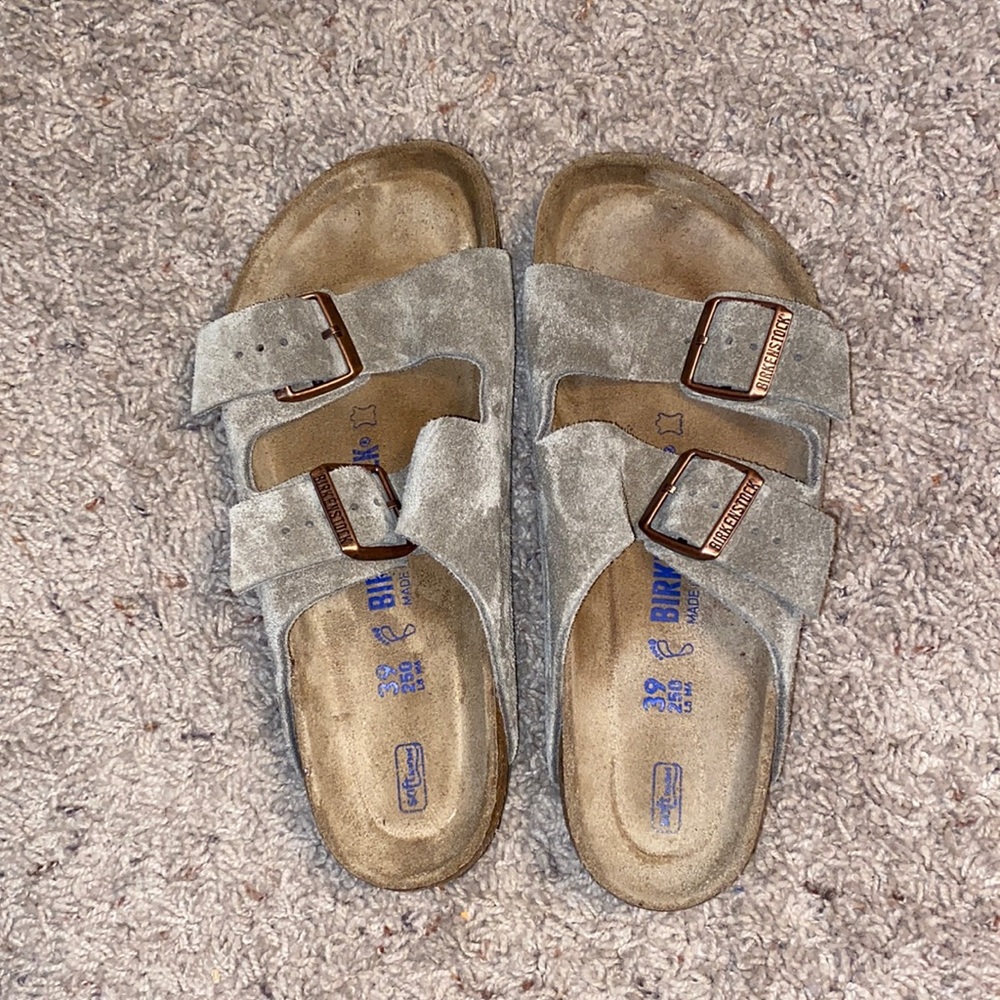 BIRKENSTOCK SIZE 9 GREY SHOES